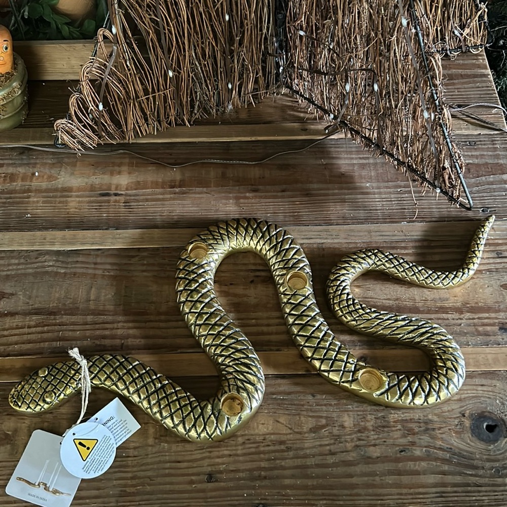 Creepy Crawly Snake 🐍 Metal 4 Taper Candle Candelabra BNWT
